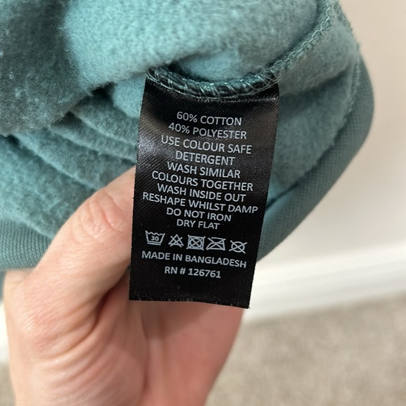 Crew Neck. - Picture 5 of 5